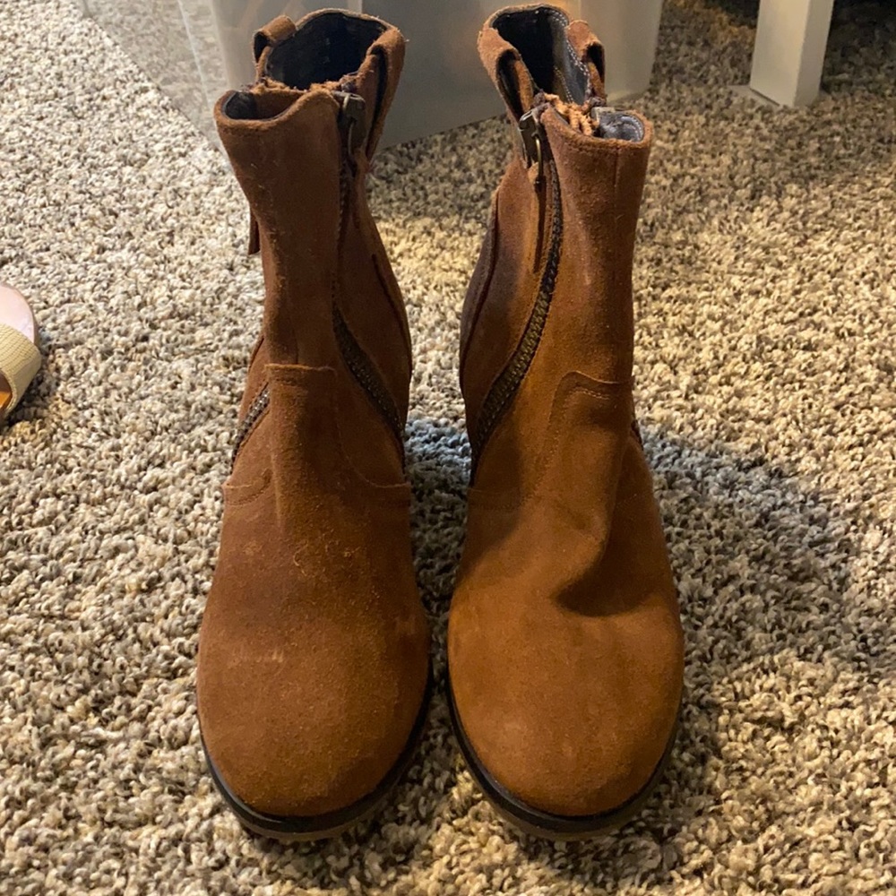 Steven Madden booties